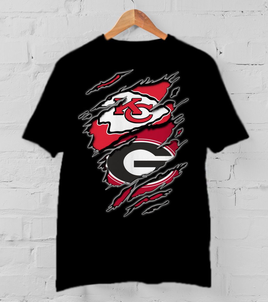 Chiefs Bulldogs KC G Logo Torn Layer T-Shirt