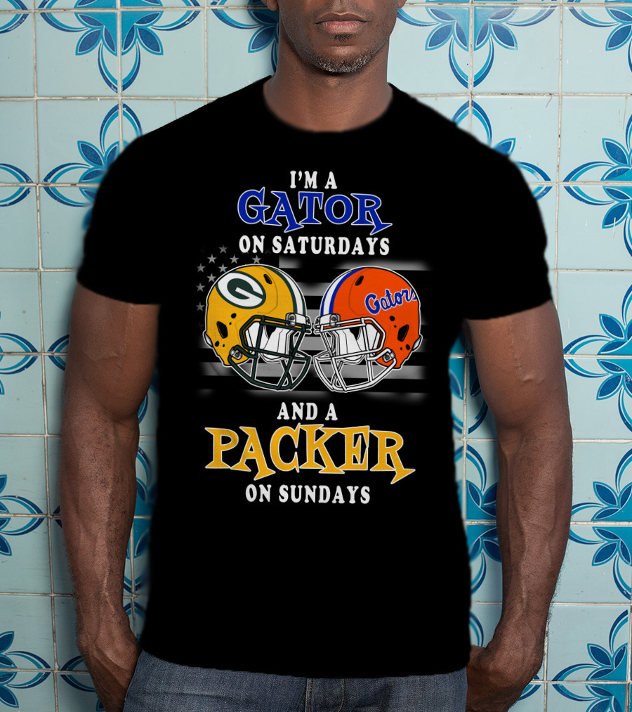 I'm A Gator On Saturdays And A Packer On Sundays Football Helmets T-Shirt