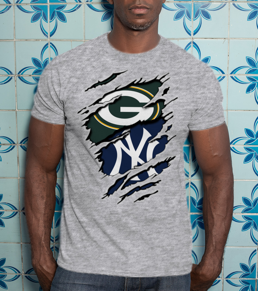 Green Bay Packers New York Yankees Torn Logo Fusion T-Shirt
