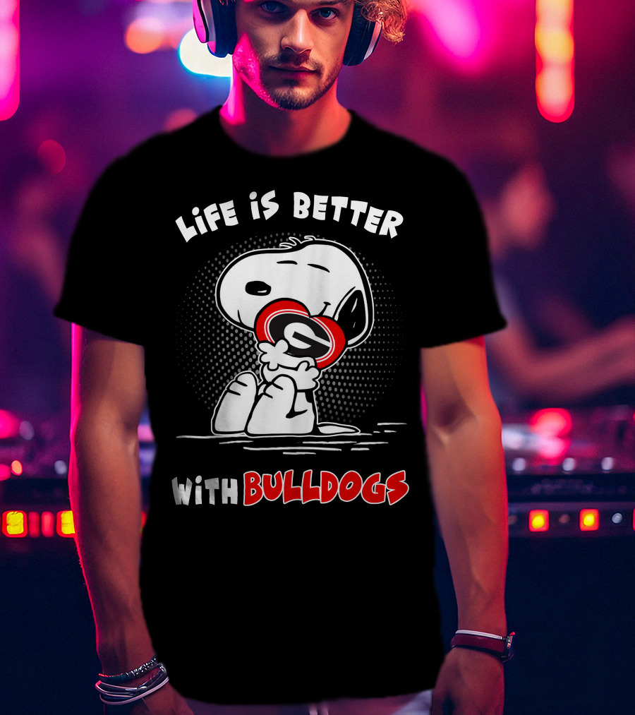 Life Is Better With Bulldogs Snoopy Hugging Georgia Helmet T-Shirt