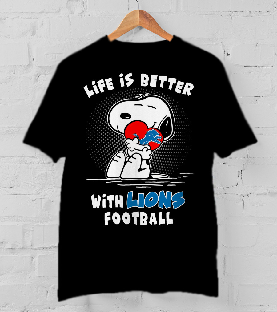 Life Is Better With Lions Football Snoopy Heart Detroit Lions T-Shirt