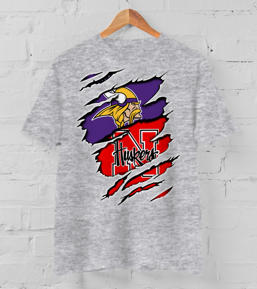 Vikings Huskers Claw Marks Logo Fusion T-Shirt