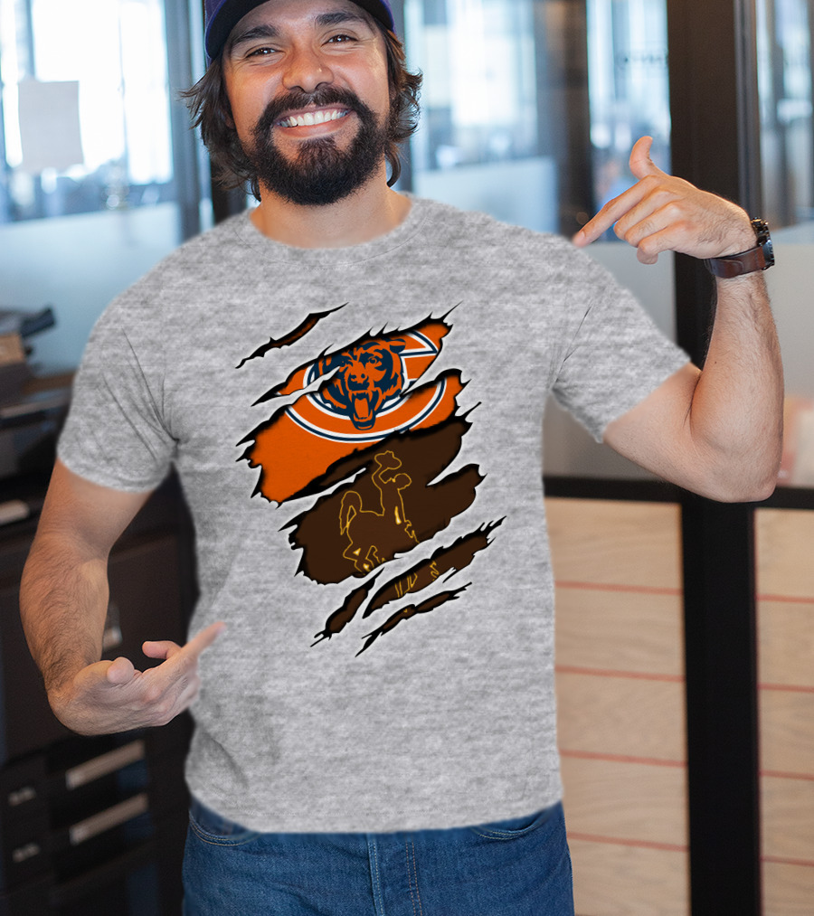 Chicago Bears Wyoming Cowboys Logo Rip T-Shirt