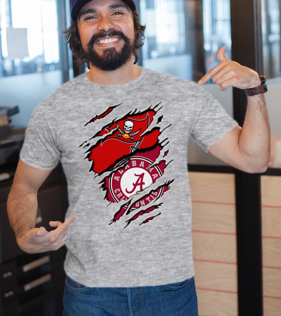 Alabama Crimson Tide Tampa Bay Buccaneers Ripped Flag Fusion T-Shirt