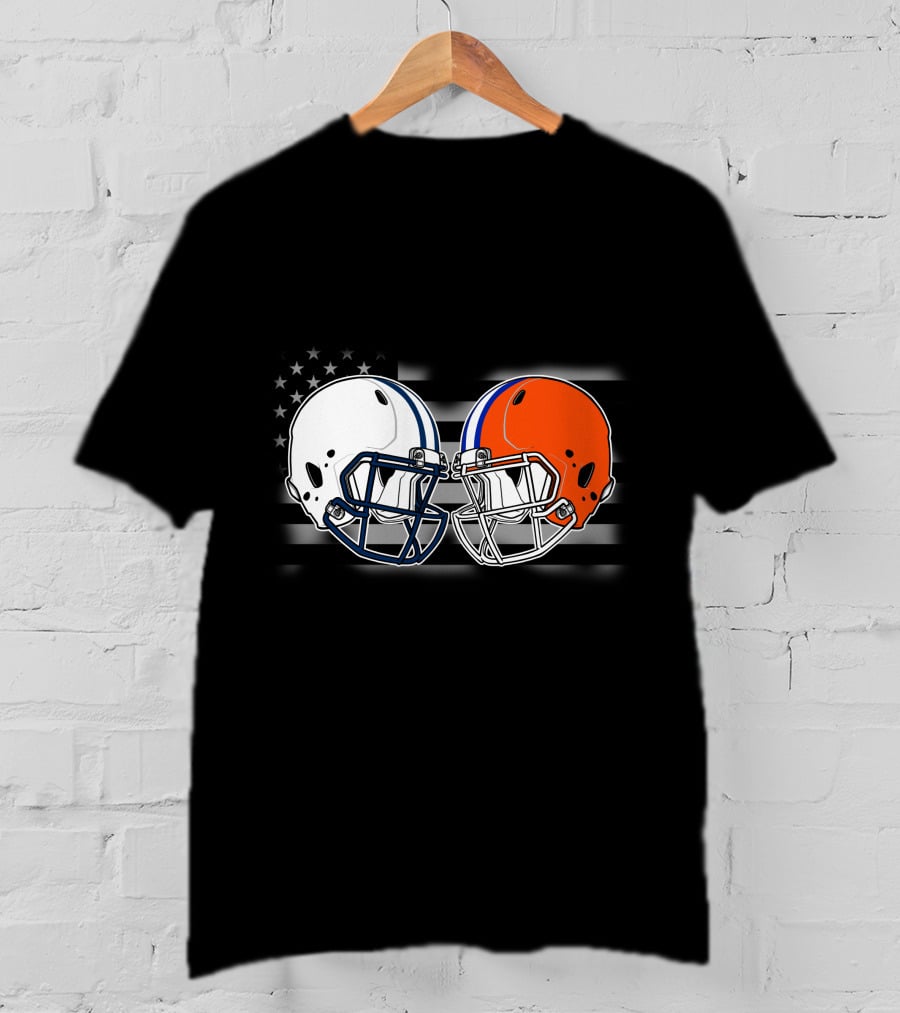 Tita-Gato American Football Helmets And Flag Black T-Shirt