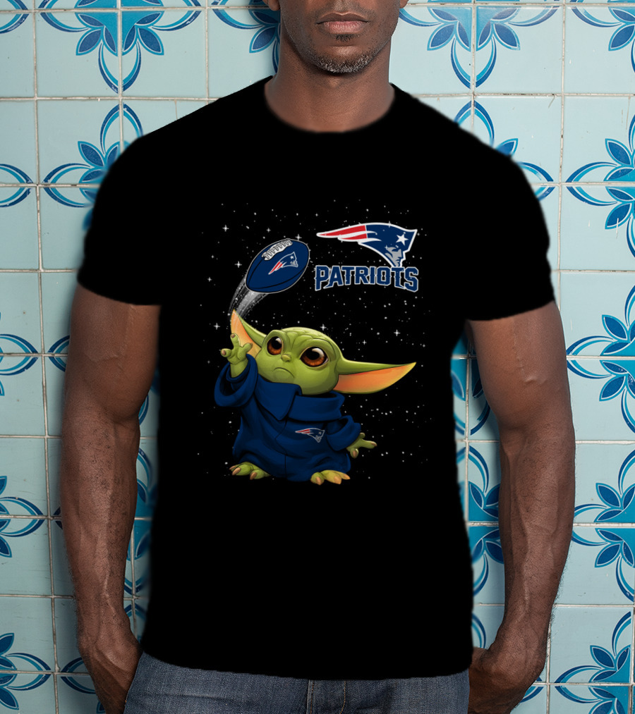 Baby Yoda New England Patriots Star Wars Football Crossover T-Shirt