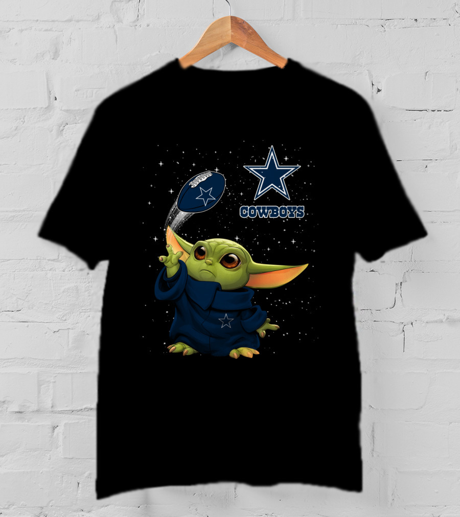 Baby Yoda Dallas Cowboys Star Football T-Shirt