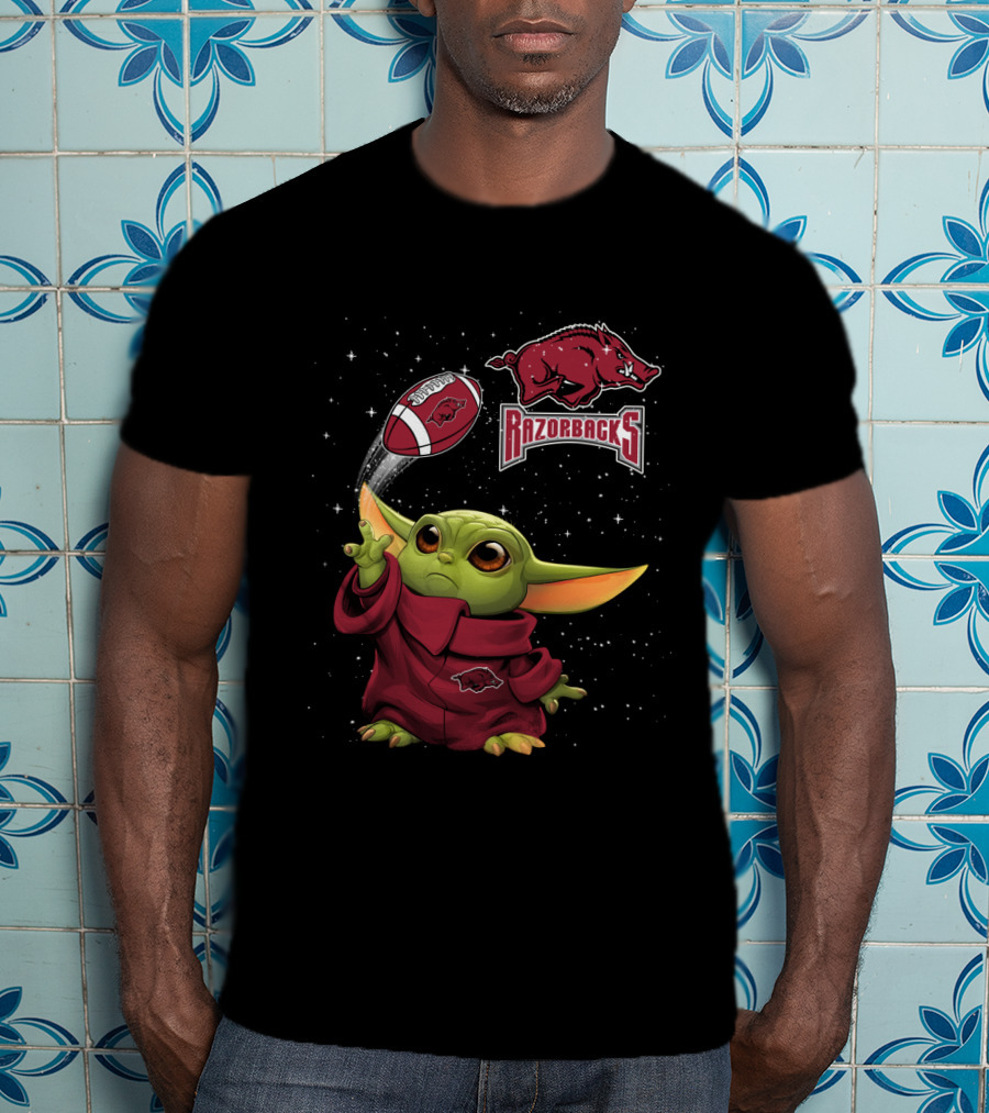 Baby Yoda Arkansas Razorbacks Football Force Thrower With Razorback T-Shirt