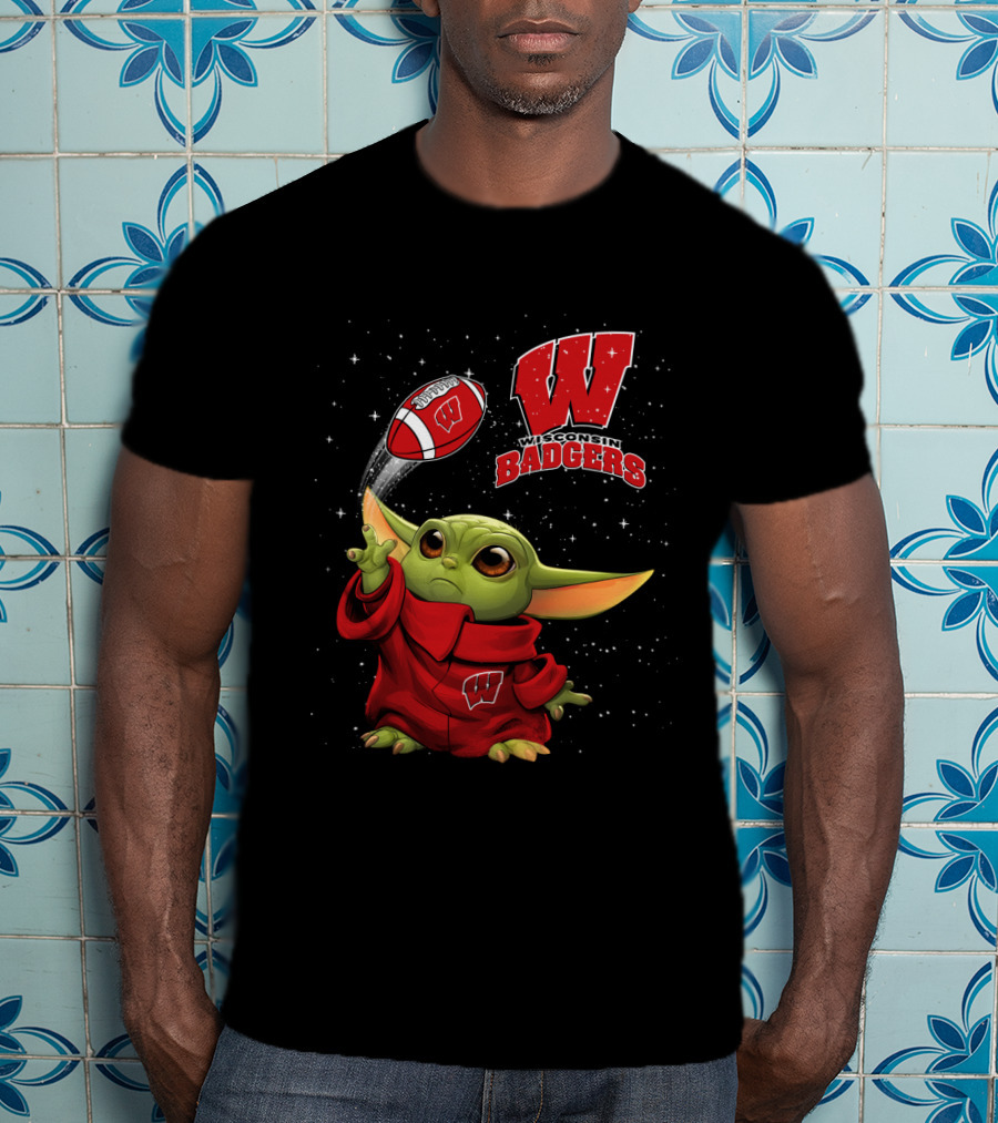 Wisconsin Badgers Baby Yoda Football Star Wars Crossover T-Shirt