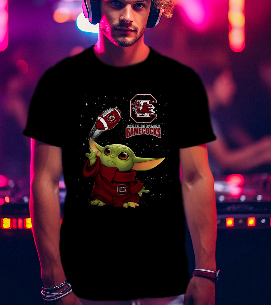 Baby Yoda South Carolina Gamecocks Football T-Shirt