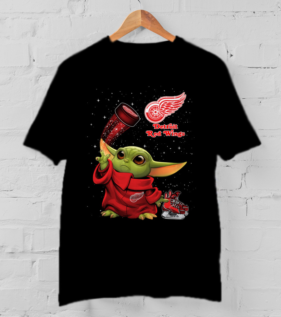 Baby Yoda Detroit Red Wings Hockey Magic Moment T-Shirt