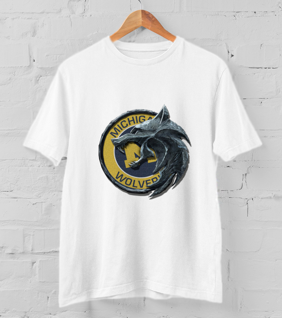 Michigan Wolverines Wolf Emblem Cht1Twnc2015 T-Shirt
