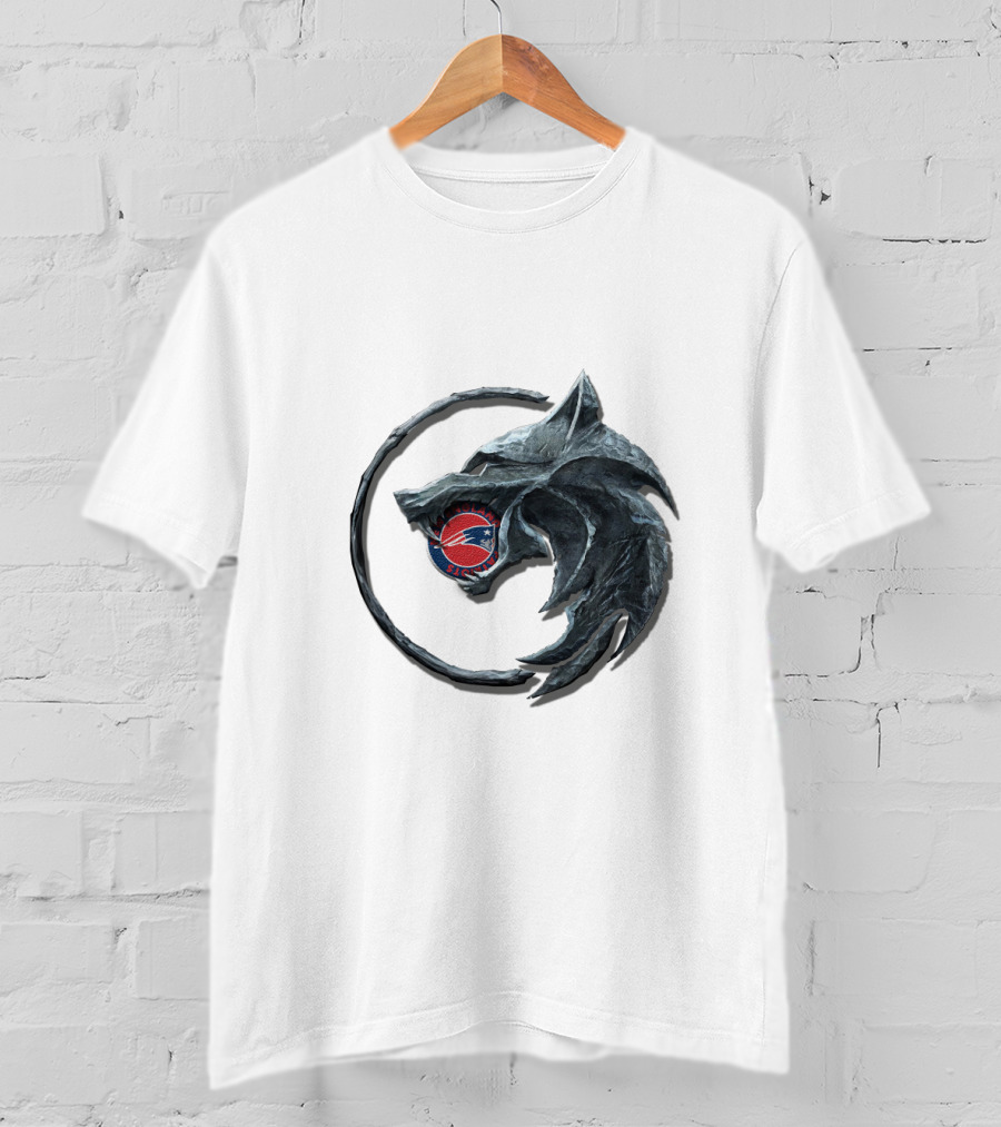 Cht1Twnfl1021 New England Patriots Wolf T-Shirt