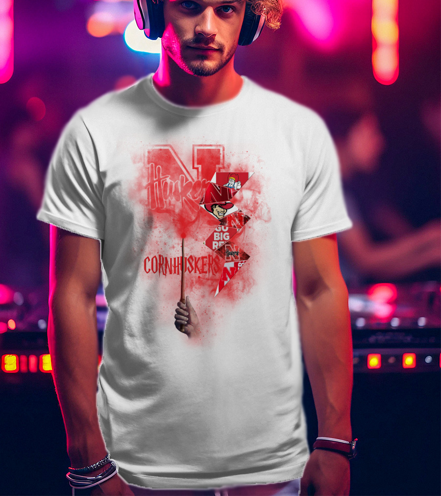 Nebraska Cornhuskers Go Big Red N Huskers Cornhuskers Magic Wand T-Shirt