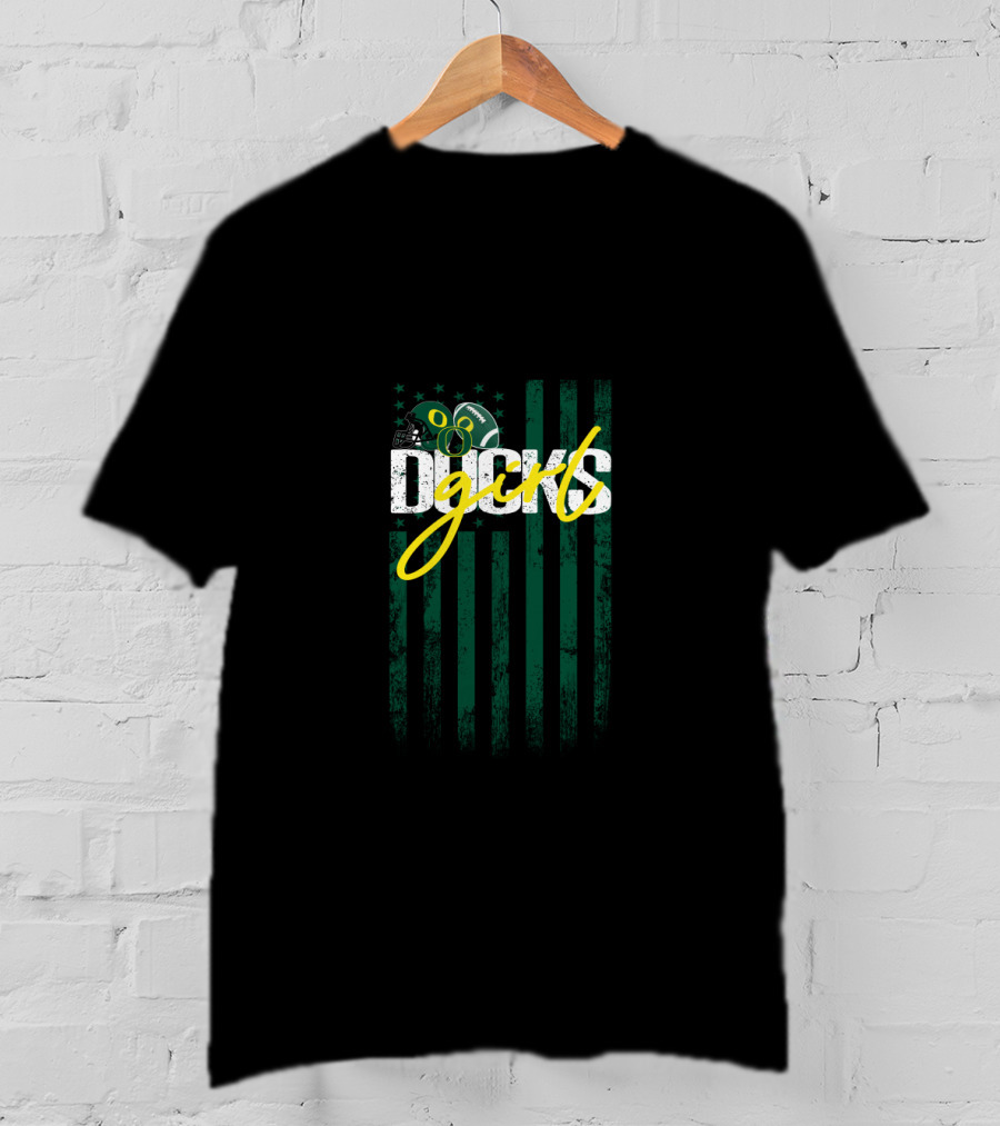 Chtnca3027 Ducks Football Helmets Green Usa Flag T-Shirt