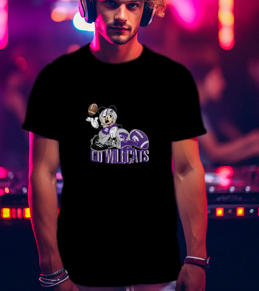 Chtnca8011 Go Wildcats Football Mickey T-Shirt