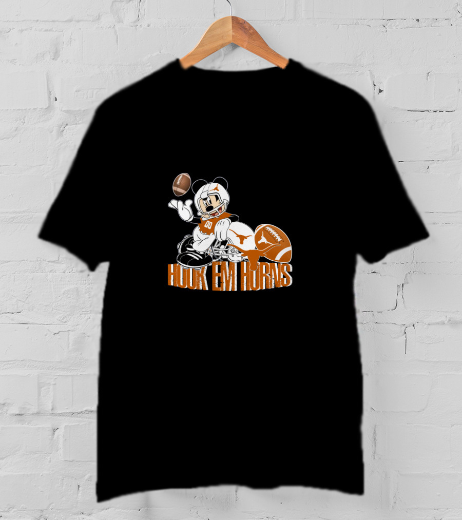 Hook 'Em Horns Football Mickey Chtnca8027 T-Shirt