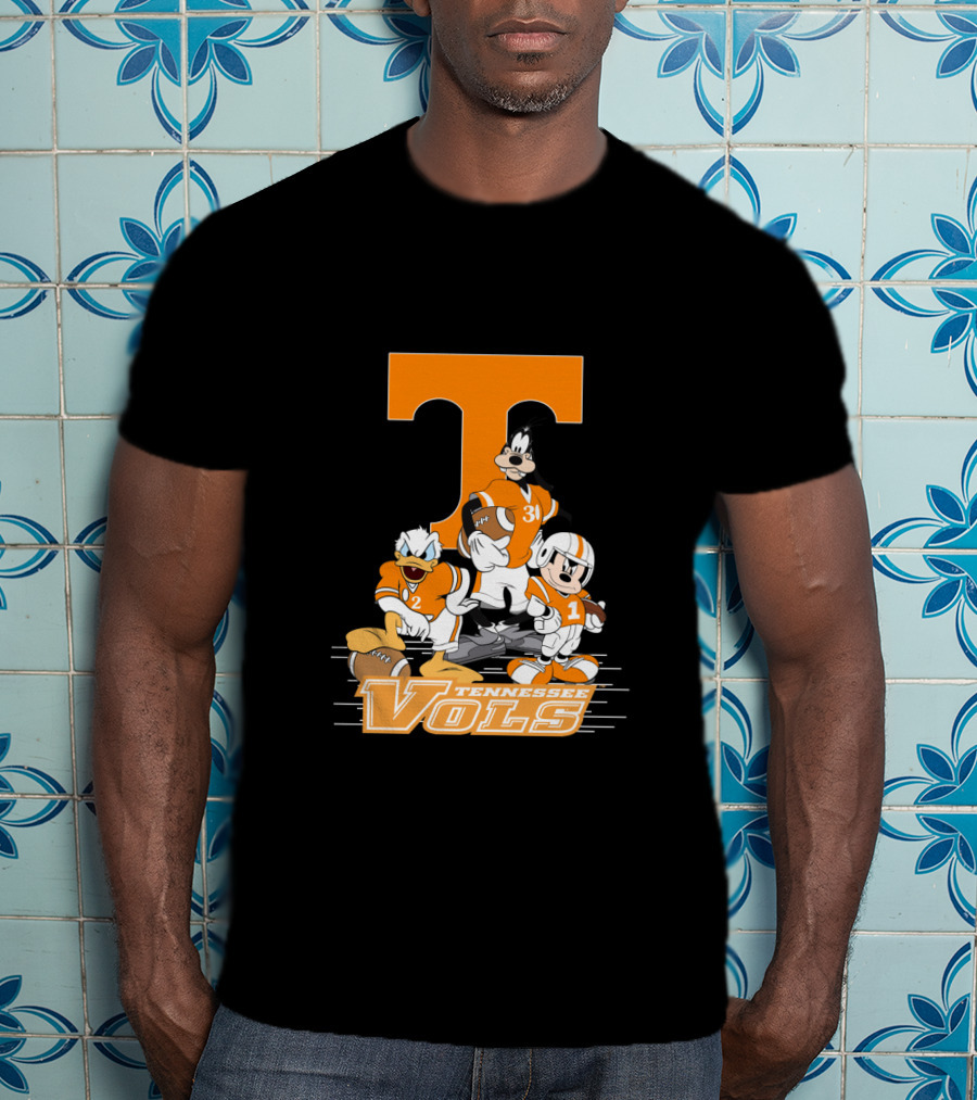 Tennessee Vols T Logo Donald Goofy Mickey Football Players T-Shirt