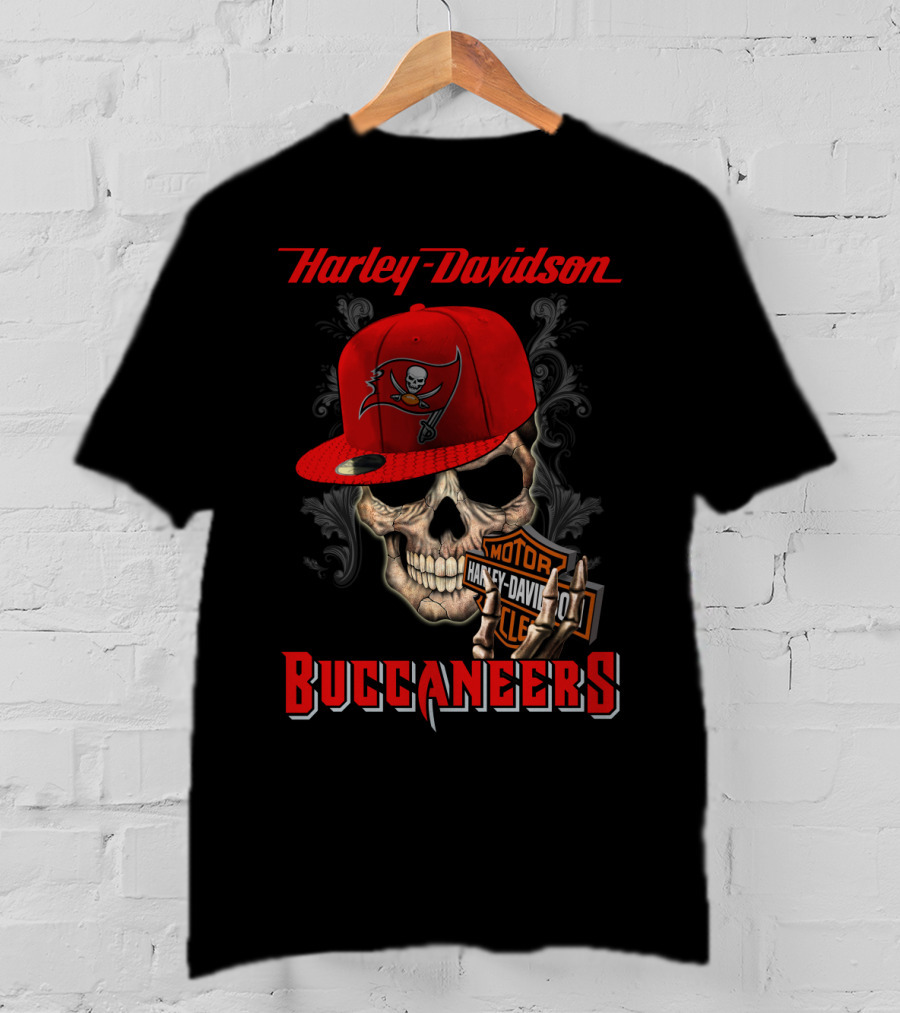Harley Davidson Buccaneers Skull With Motorcycle Logo Tampa Bay Buccaneers T-Shirt