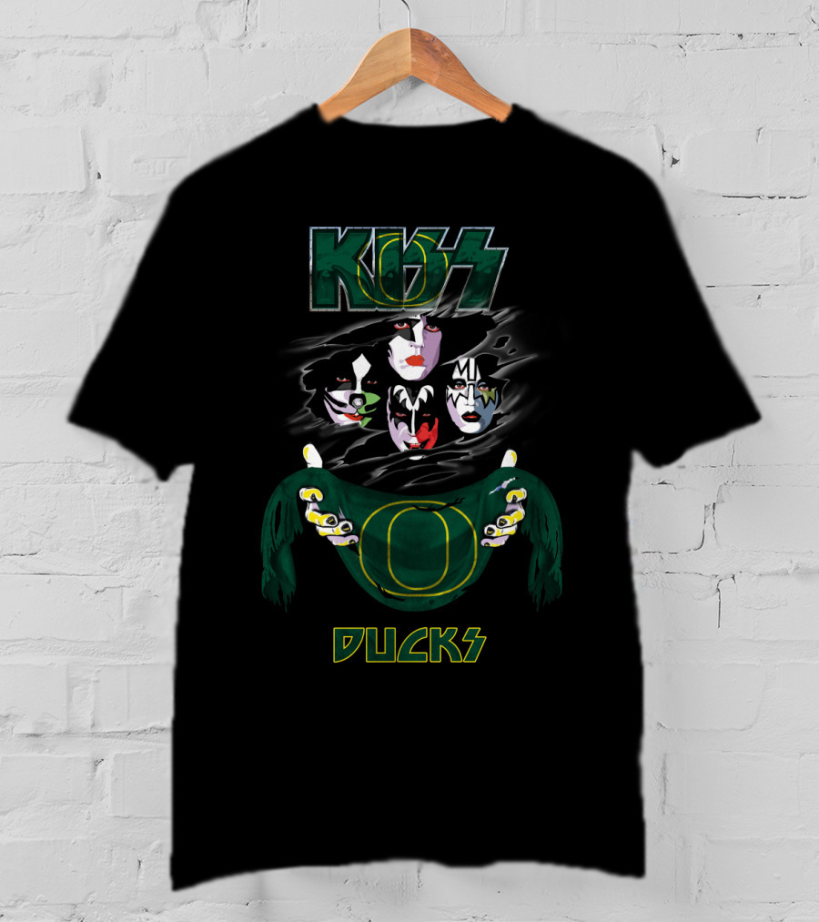 KISS Oregon Ducks Ncaa Collaboration Retro Band Stylized T-Shirt
