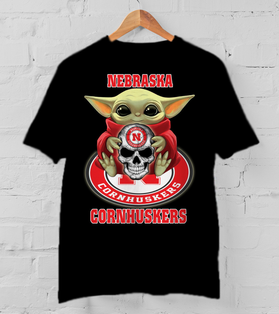 Nebraska Cornhuskers Baby Alien Holding Skull Logo Yd1404 T-Shirt