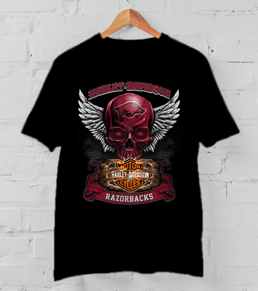Harley Davidson Arkansas Razorbacks Skull With Wings And Motorcycle T-Shirt