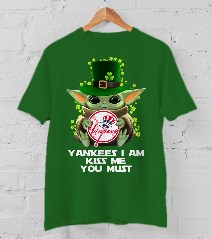 Yankees I Am Kiss Me You Must Mlb 44 Nyy T-Shirt