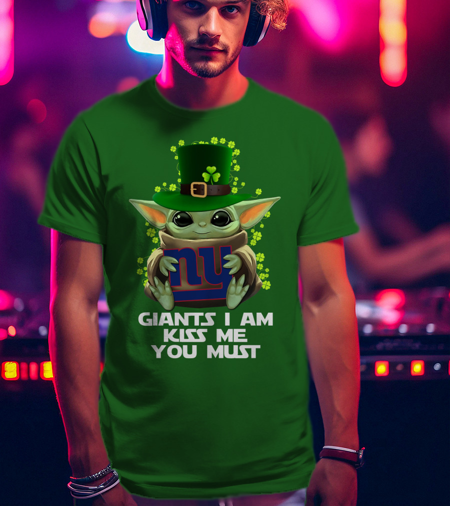 Giants I Am Kiss Me You Must Nyg Shamrock Hat T-Shirt