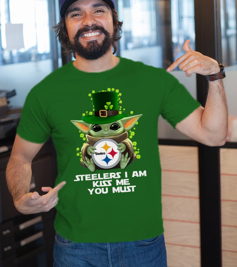 Steelers I Am Kiss Me You Must Baby Yoda St. Patrick's Day T-Shirt
