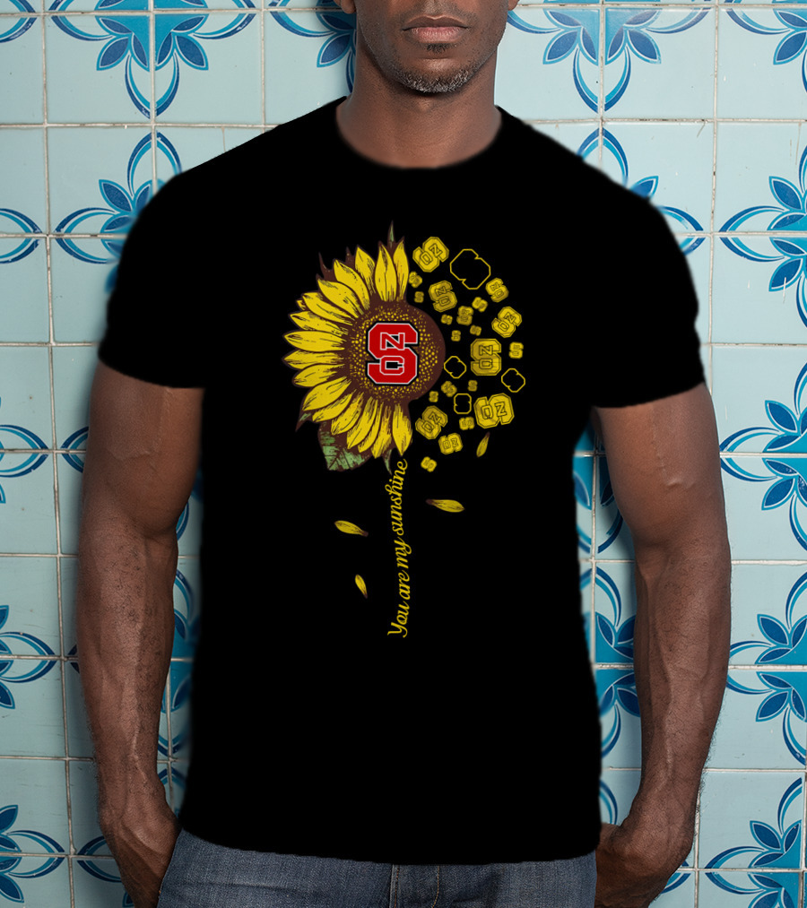 You Are My Sunshine Sunflower 02 Red Center T-Shirt
