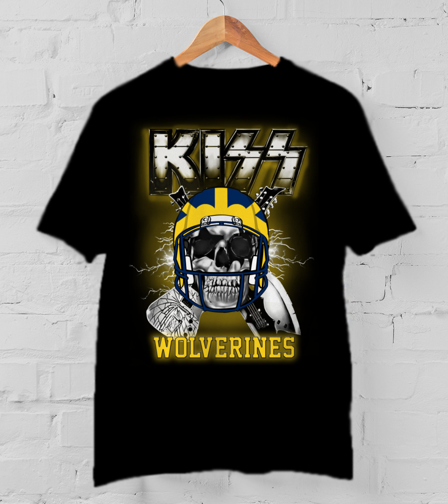 Kiss Wolverines Skull Helmet T-Shirt
