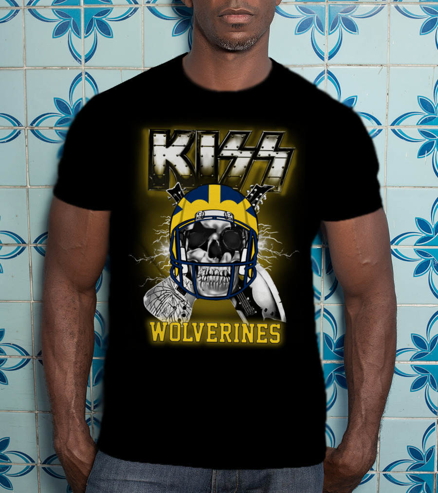 Kiss Wolverines Skull Helmet T-Shirt