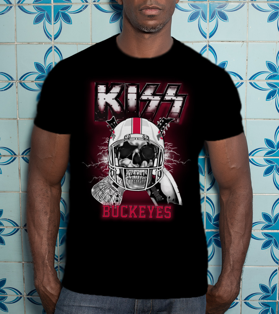 Kiss Buckeyes Football Skull Helmet Ncaa Osb 95 T-Shirt