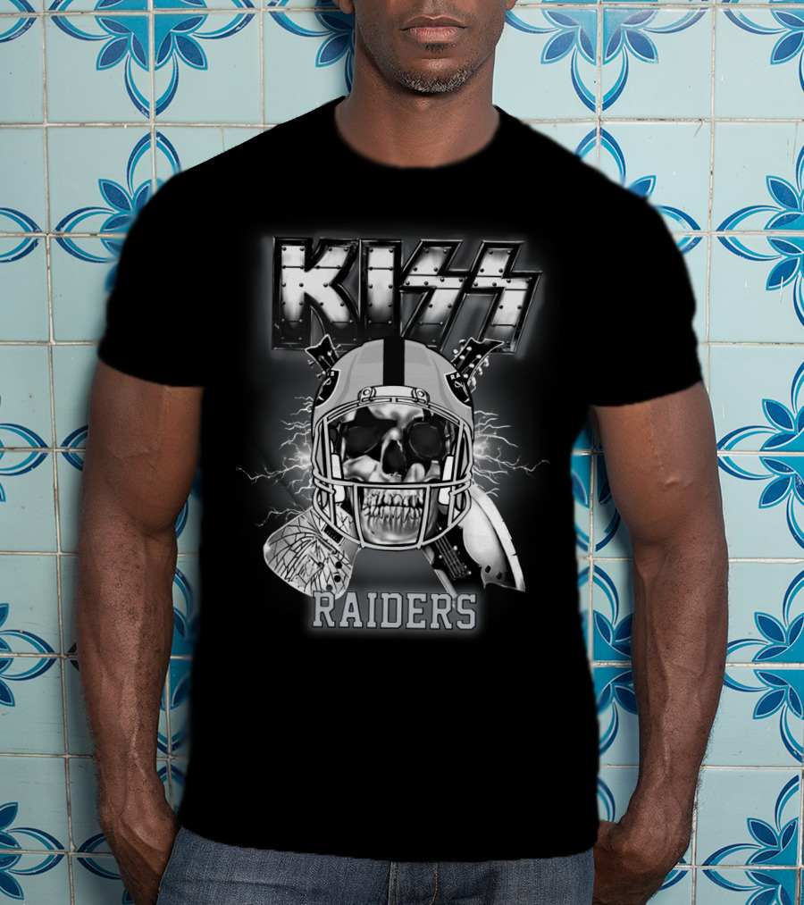 Kiss Raiders Skull Helmet Lightning T-Shirt
