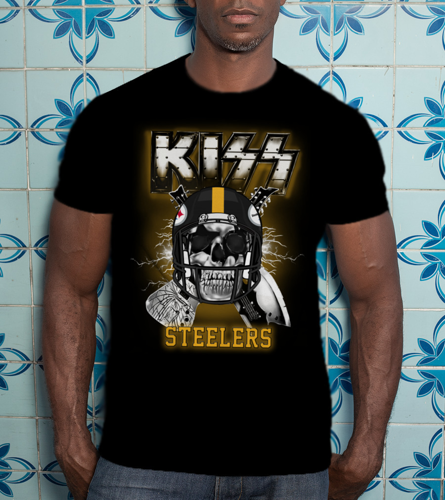 Kiss Steelers Skull Helmet T-Shirt