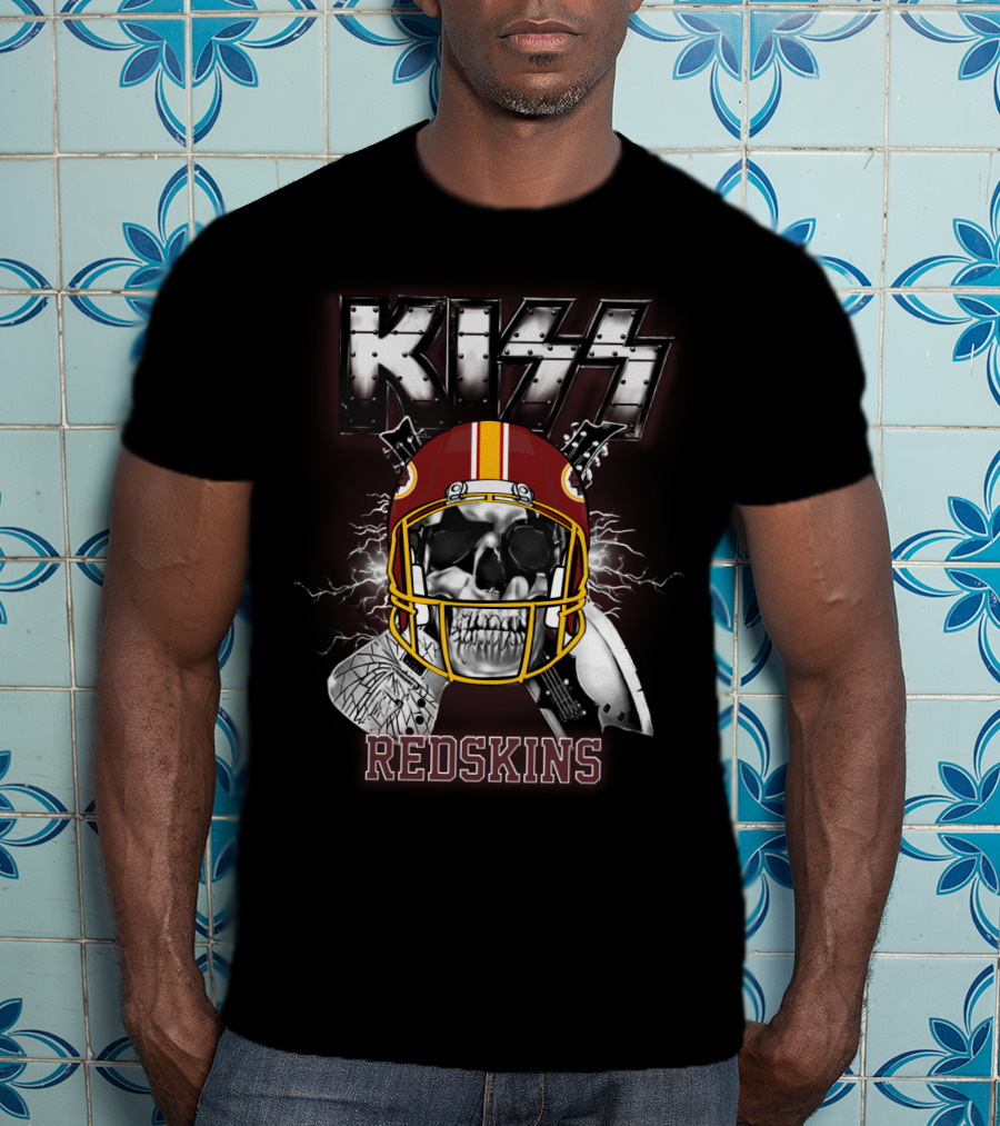 Kiss Redskins Skull Helmet T-Shirt