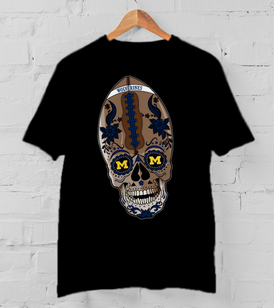 Wolverines Skull Football Design M M T-Shirt