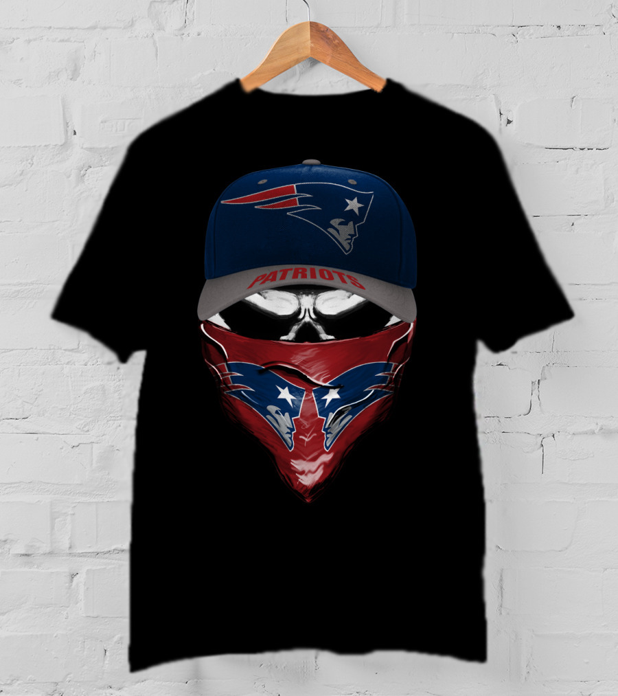 New England Patriots Hat And Bandana Skull Style T-Shirt