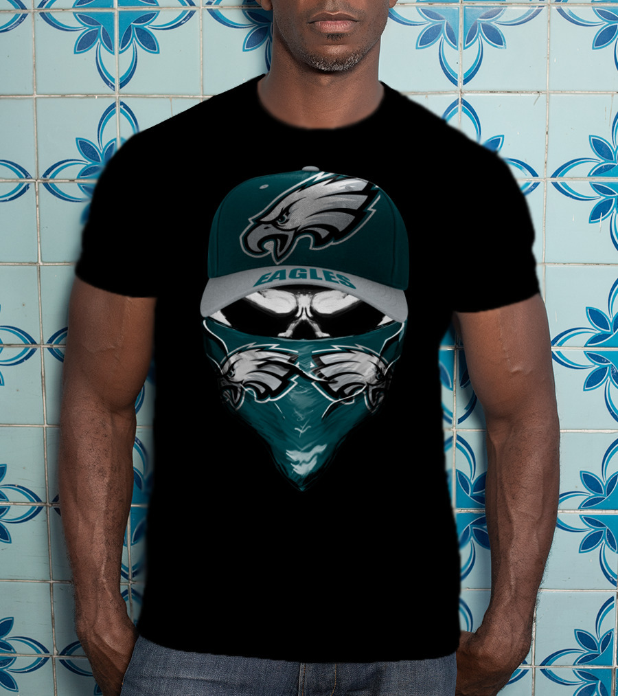Philadelphia Eagles Eagles Logo Hat And Bandana Face Gear T-Shirt