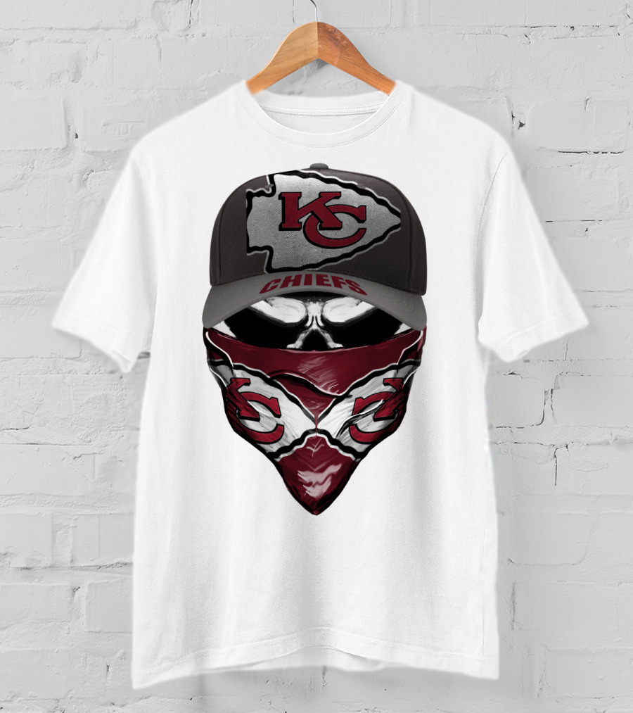 KANSAS CITY CHIEFS KC Logo Hat And Bandana Combo T-Shirt