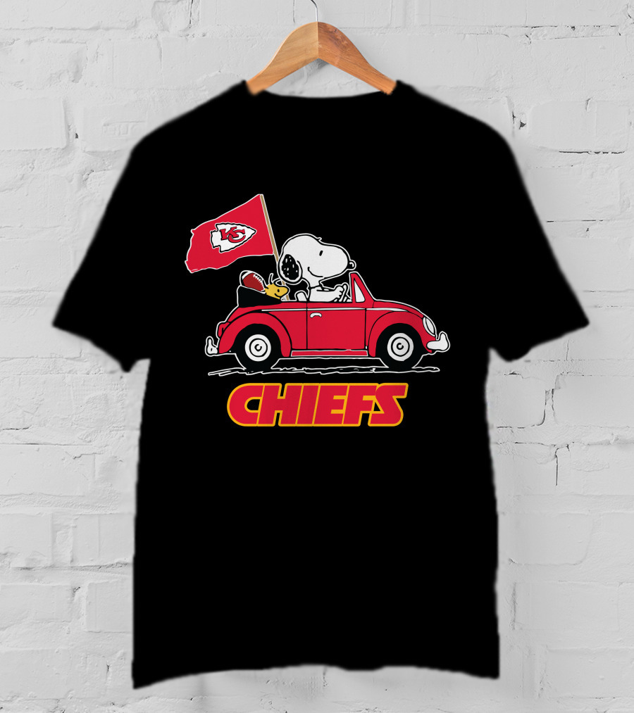 Snoopy Kansas City Chiefs Football Fan Car Ride T-Shirt