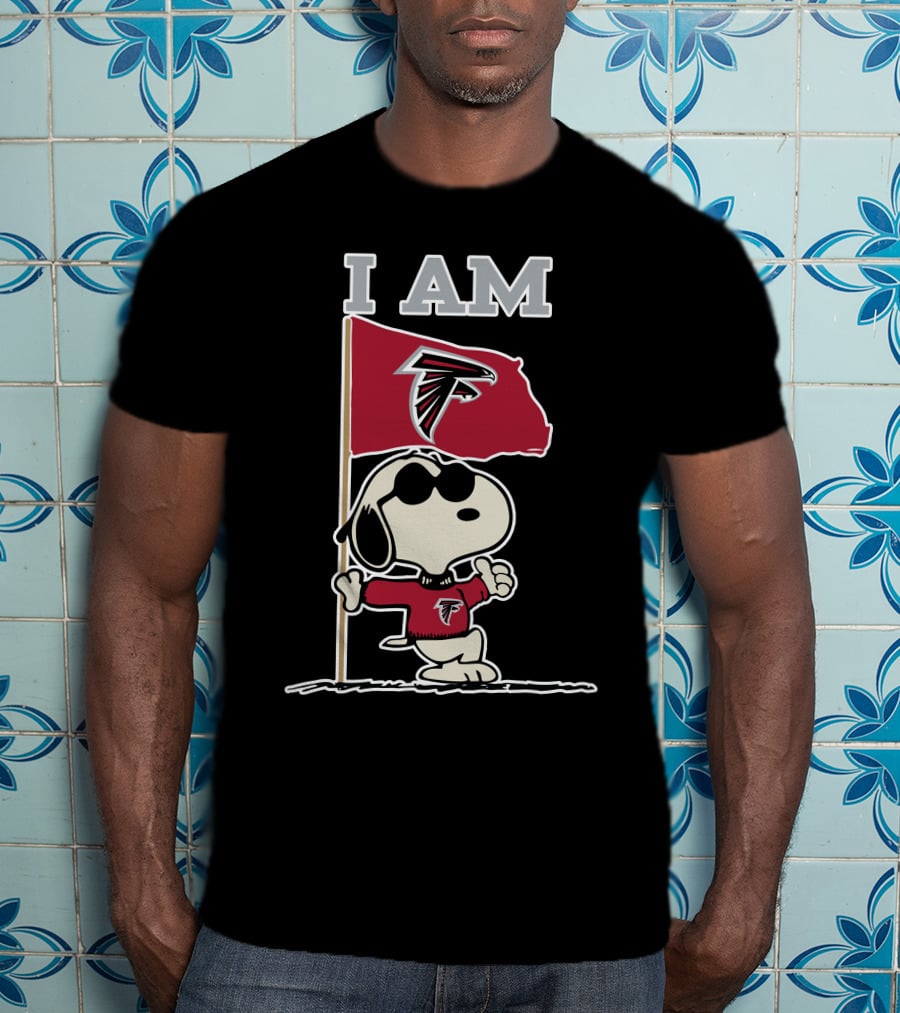 I Am Atlanta Falcons Snoopy Flag T-Shirt