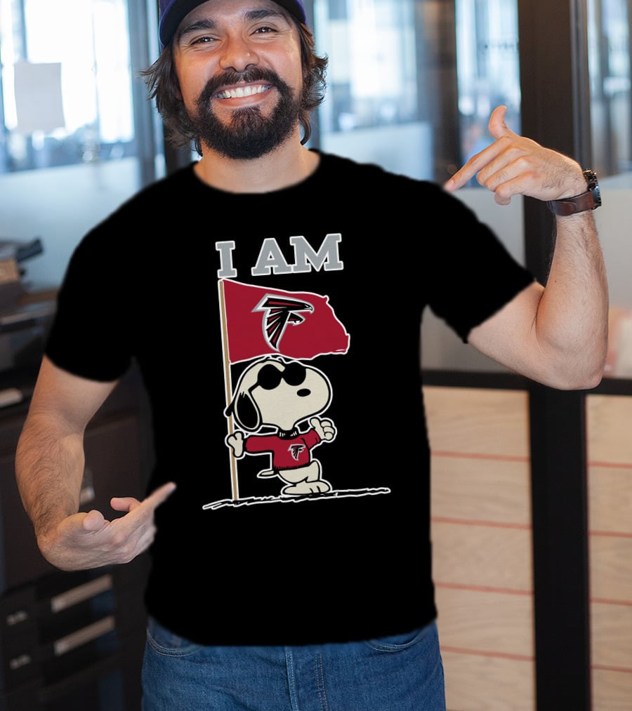 I Am Atlanta Falcons Snoopy Flag T-Shirt
