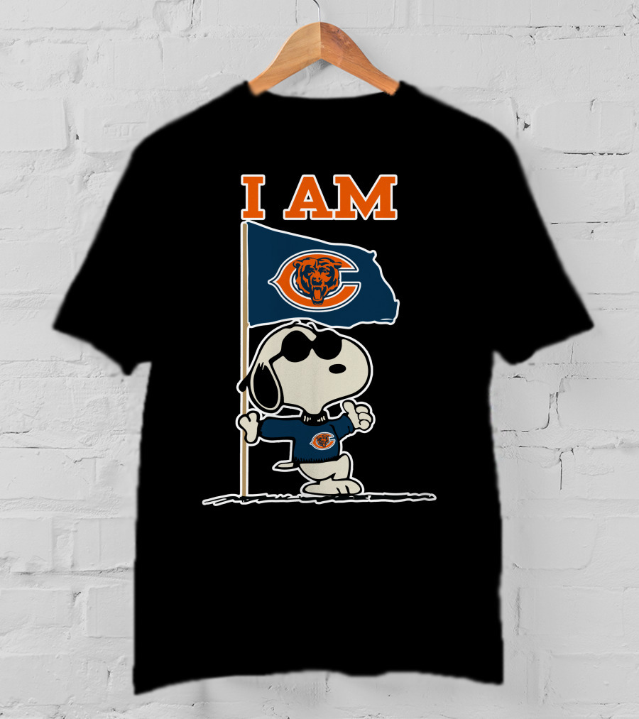 I Am Chicago Bears Snoopy T-Shirt