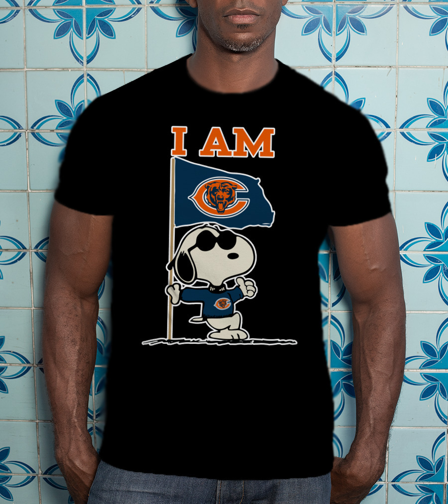 I Am Chicago Bears Snoopy T-Shirt
