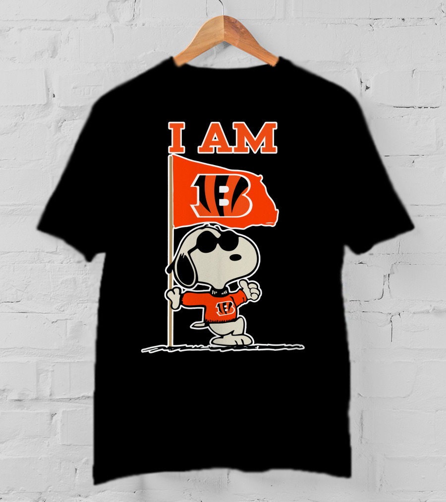 I Am Cincinnati Bengals Snoopy Flag T-Shirt