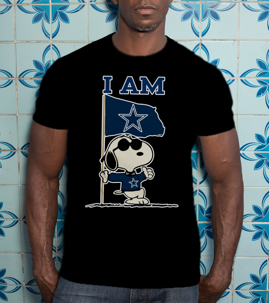 Dallas Cowboys Snoopy I Am Football Fan T-Shirt