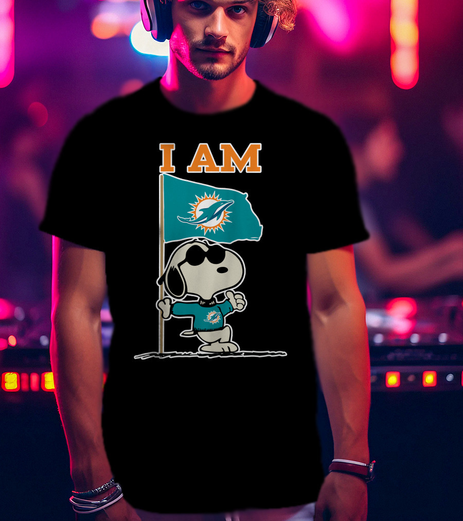 I Am Miami Dolphins Snoopy Flag T-Shirt