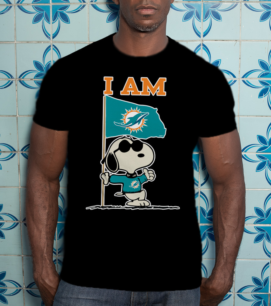 I Am Miami Dolphins Snoopy Flag T-Shirt