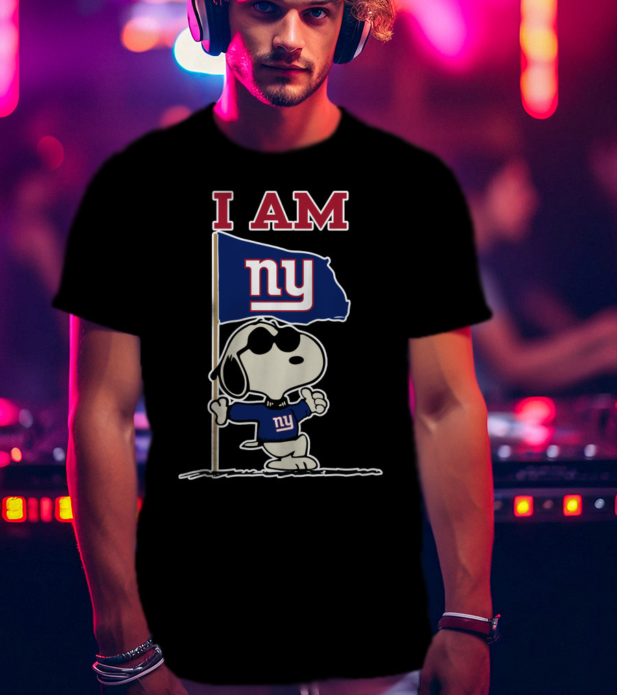 I Am New York Giants Snoopy Flag T-Shirt